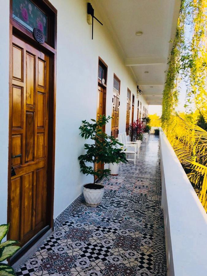Lagi 1001 Nights Hotel Exterior foto